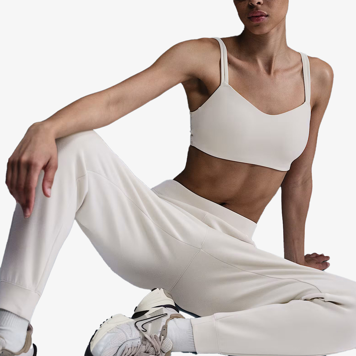 Nike W NK 24.7 DF MR JOGGER SOFT 