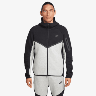 Nike Tech 