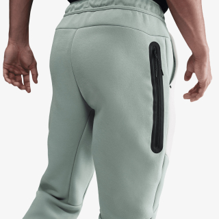 Nike M NK TCH FLC JGGR 