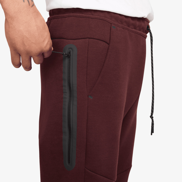 Nike M NK TCH FLC JGGR 