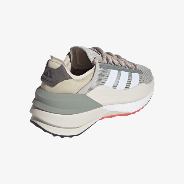 adidas Avryn X 