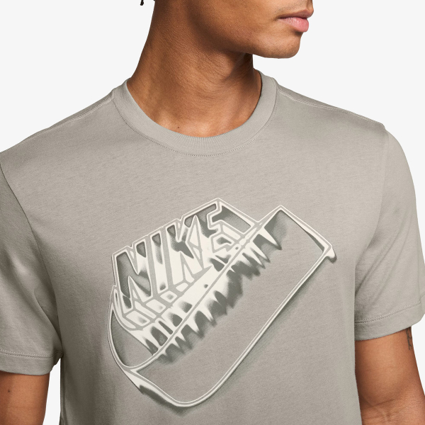 Nike Sportswear 