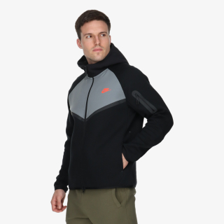 Nike Tech Fleece 