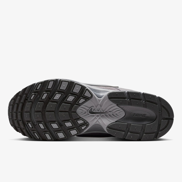 Nike NIKE V5 RNR SUEDE 