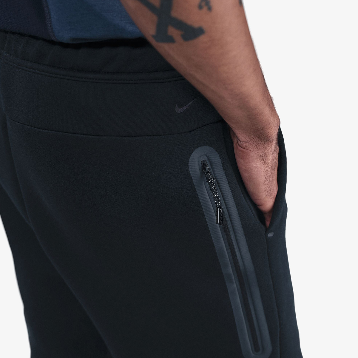 Nike Tech 