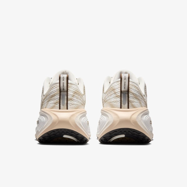 Nike Vomero Plus 
