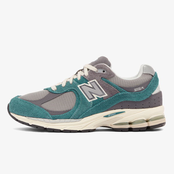 New Balance 2002R 