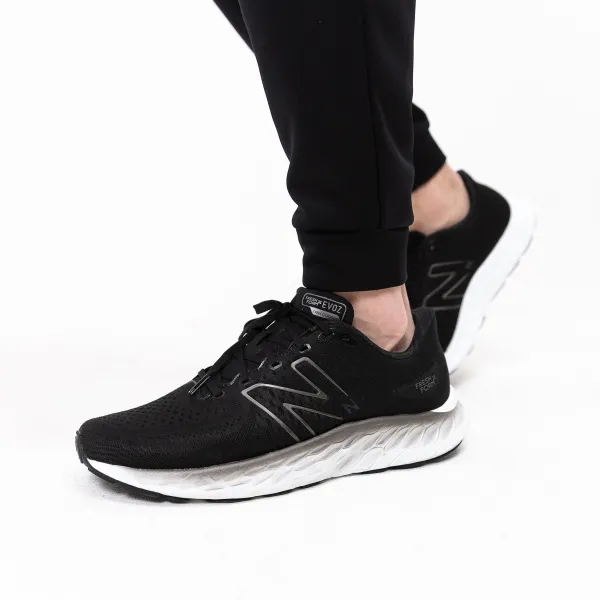 NEW BALANCE EVOZ v3 