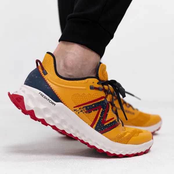 NEW BALANCE GARO 