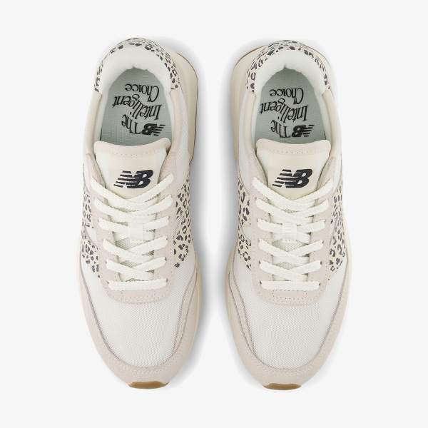 New Balance 370 